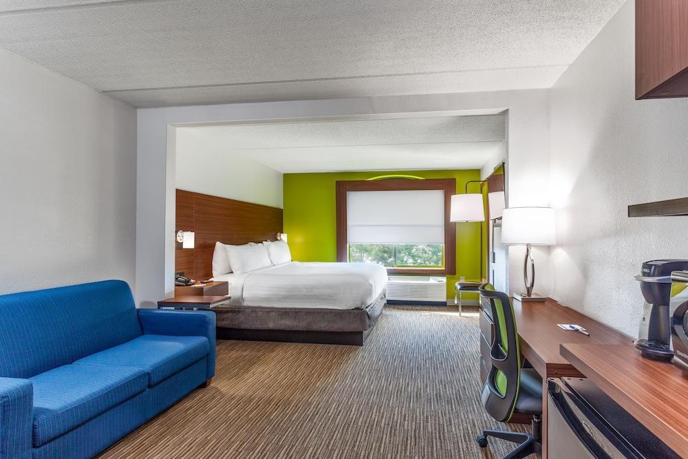 Holiday Inn Express & Suites Augusta West - Ft Gordon Area By Ihg Εξωτερικό φωτογραφία
