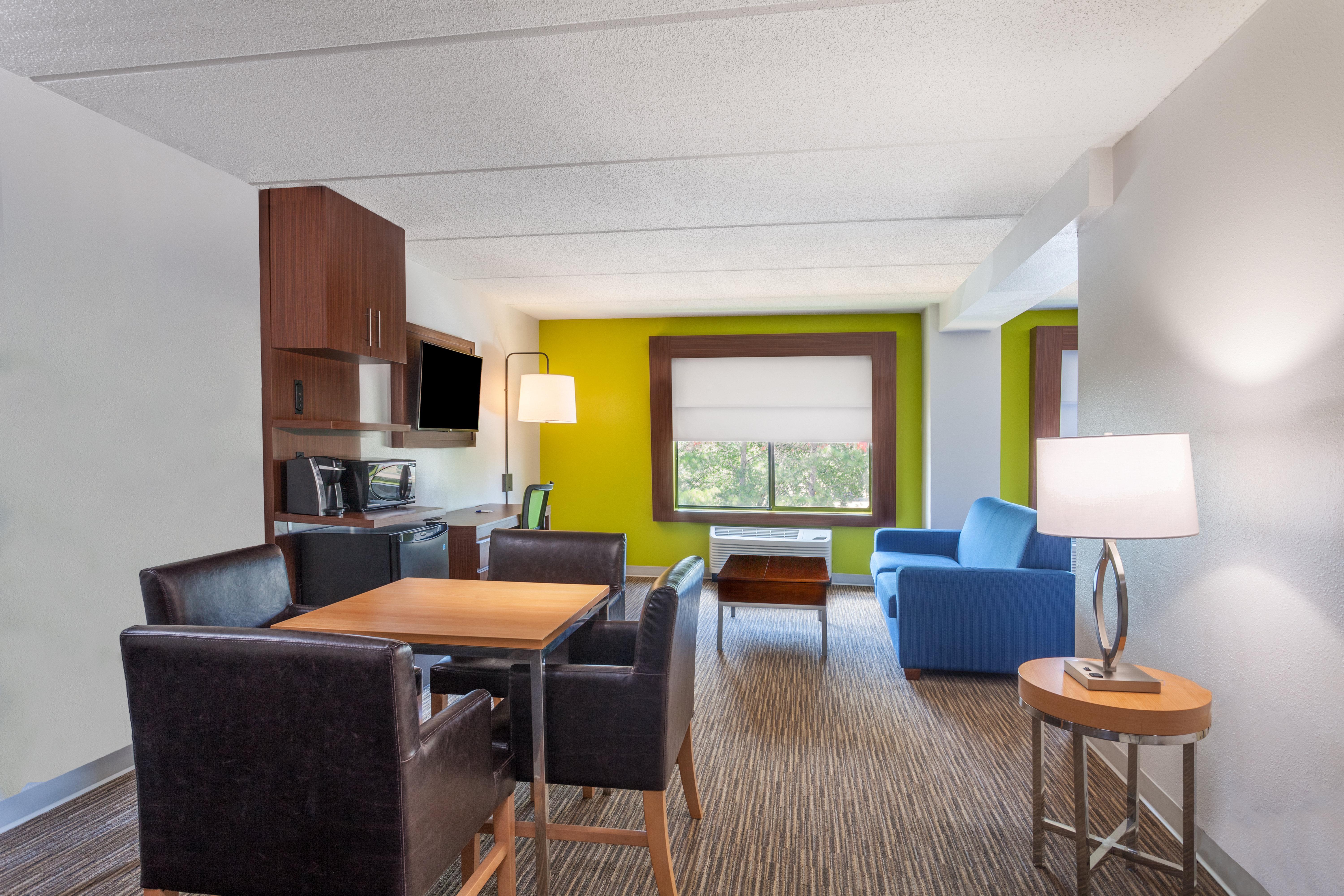 Holiday Inn Express & Suites Augusta West - Ft Gordon Area By Ihg Εξωτερικό φωτογραφία